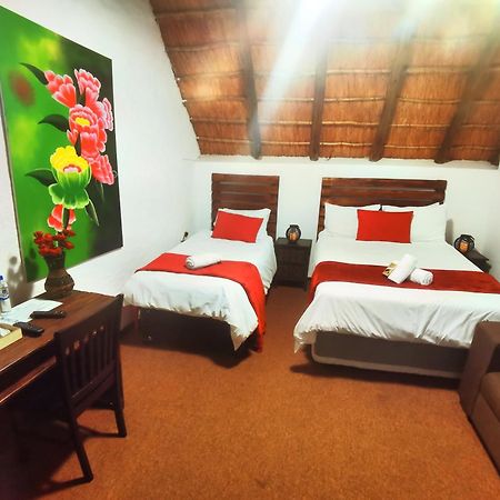 Libra Lodge Sandton Zewnętrze zdjęcie